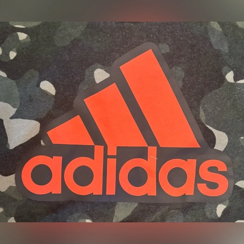 Adidas unisex boy girl camo hoodie Sz small/8